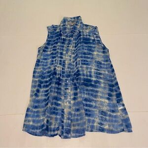 ⭐️Fever blue & white sleeveless top size small
